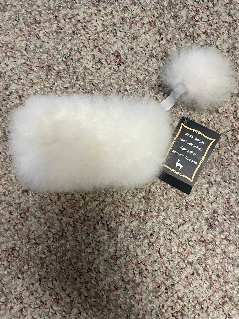 real Alpaca white fluffy Wool Pom-Pom mini purse - new